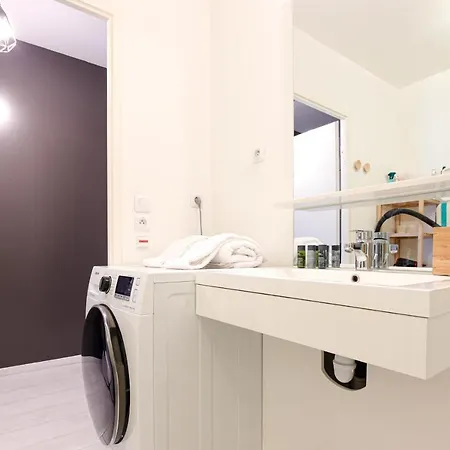 Apartman Avec Parking Climatisation Loggia A La Cite Du Vin Bordeaux